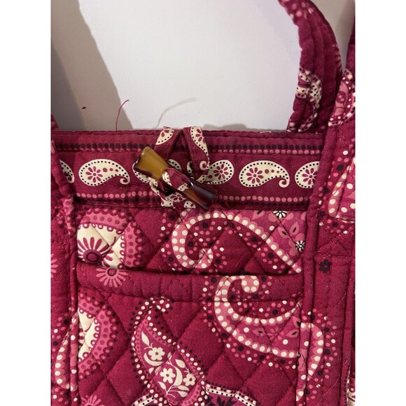 Vera Bradley Mesa Red Paisley Toggle Tote Bag - Picture 2 of 9